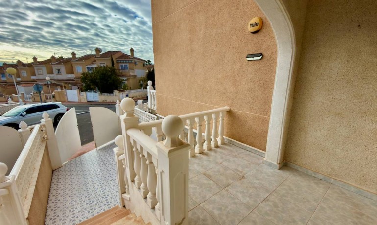 Herverkoop - Villa -
Ciudad Quesada - Ciudad Quesada - Town