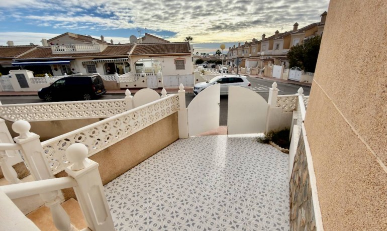 Herverkoop - Villa -
Ciudad Quesada - Ciudad Quesada - Town