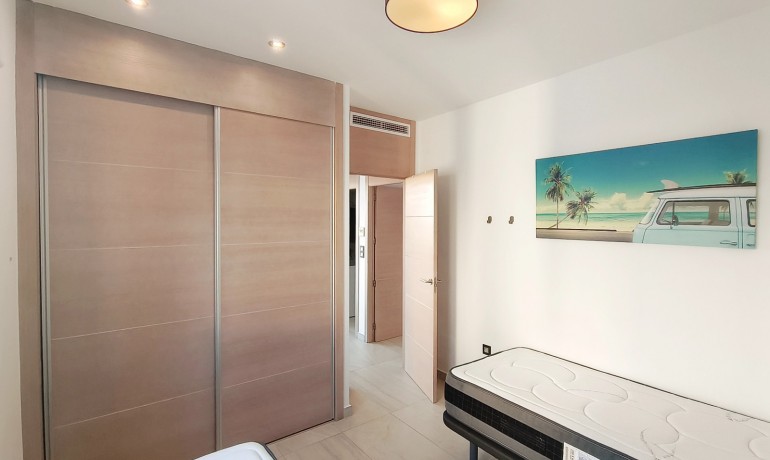 Herverkoop - Villa -
Guardamar del Segura* - El Raso