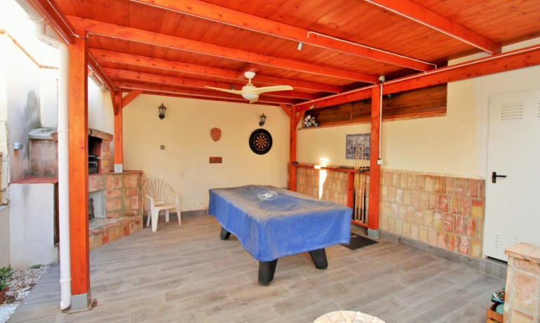 Herverkoop - Villa -
Playa Flamenca