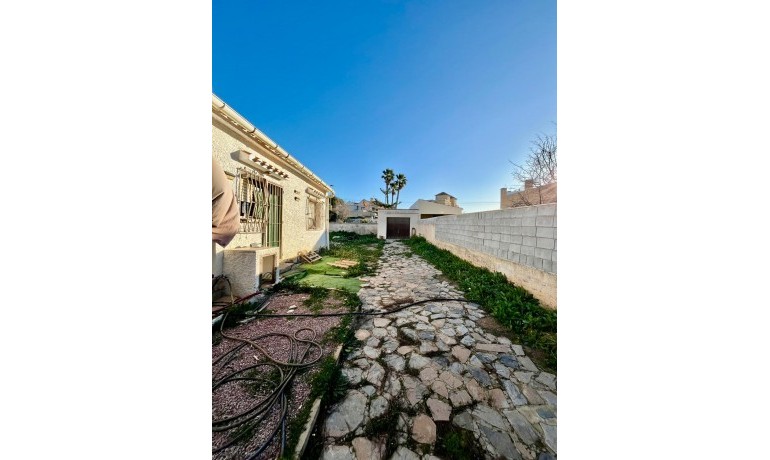 Herverkoop - Villa -
Torrevieja* - Aguas Nuevas