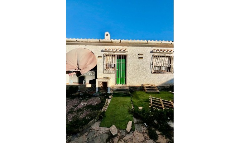 Herverkoop - Villa -
Torrevieja* - Aguas Nuevas