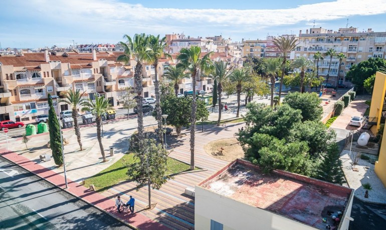 Herverkoop - Appartement / Flat -
Torrevieja* - Calas Blancas