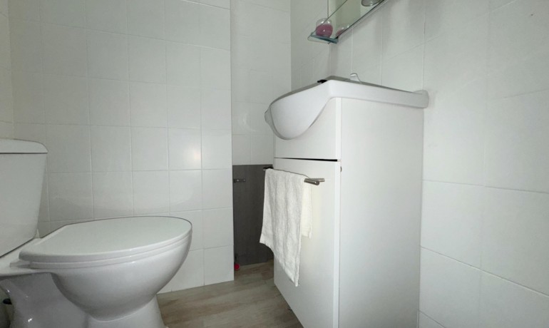 Sale - Apartment / Flat -
Almoradí