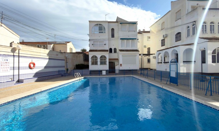 Herverkoop - Appartement / Flat -
Torrevieja* - El Acequión - Los Náufragos