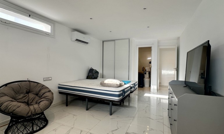 Herverkoop - Villa -
Rojales - Ciudad Quesada