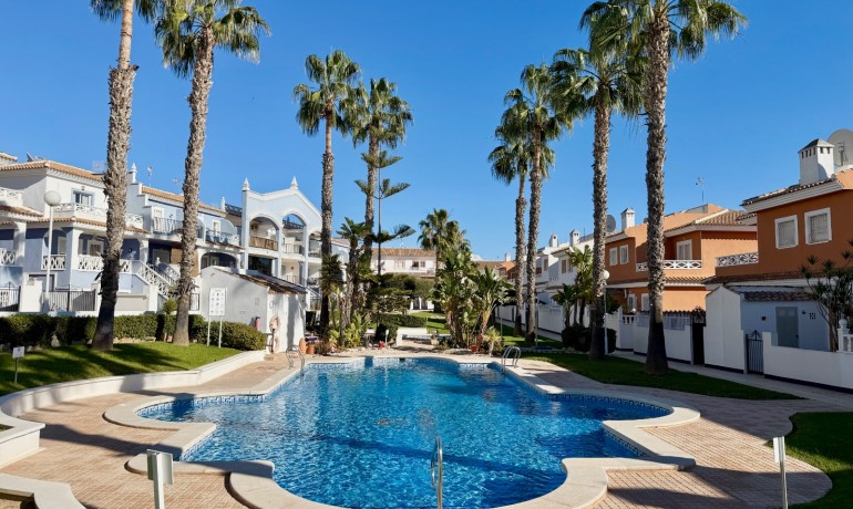 Herverkoop - Villa -
Ciudad Quesada - Doña Pepa