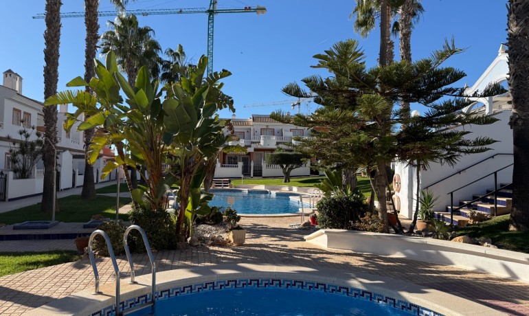 Herverkoop - Villa -
Ciudad Quesada - Doña Pepa