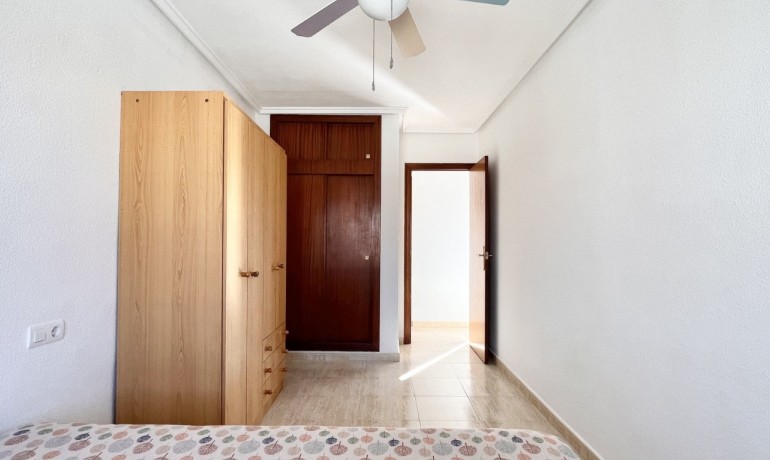 Herverkoop - Huis -
Torrevieja* - La Siesta*