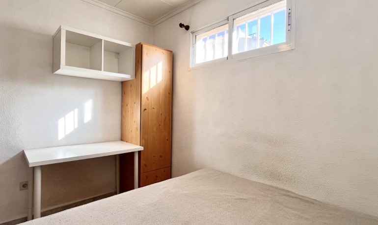 Herverkoop - Huis -
Torrevieja* - La Siesta*