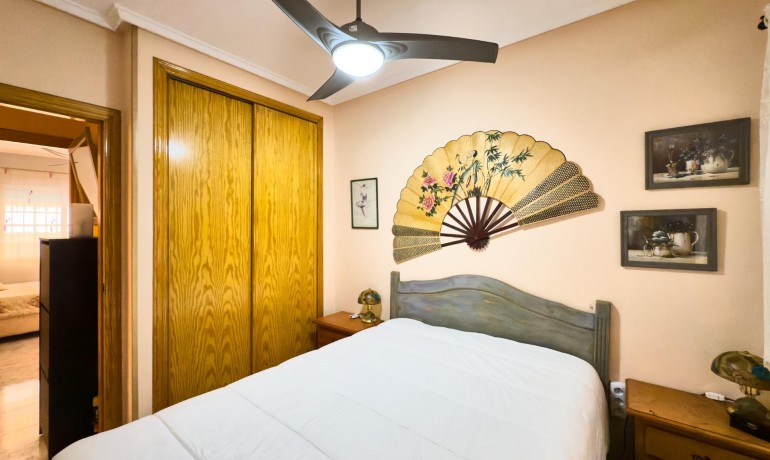 Herverkoop - Appartement / Flat -
Torrevieja* - La Mata pueblo