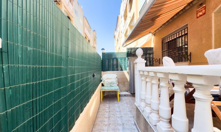 Herverkoop - Appartement / Flat -
Torrevieja* - La Mata pueblo