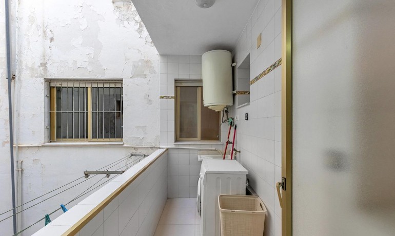 Herverkoop - Appartement / Flat -
Torrevieja* - Paseo maritimo