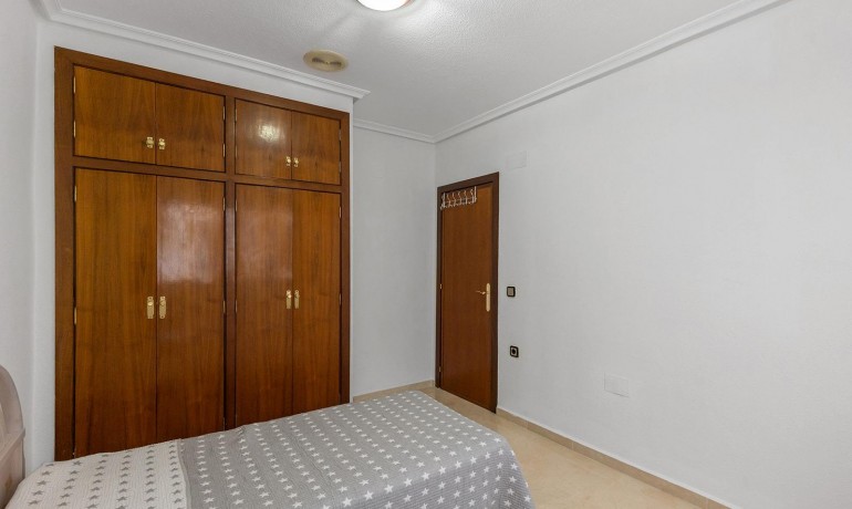 Herverkoop - Appartement / Flat -
Torrevieja* - Paseo maritimo