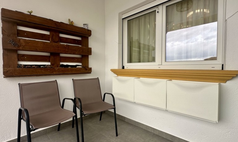 Herverkoop - Huis -
Orihuela Costa* - La Florida*