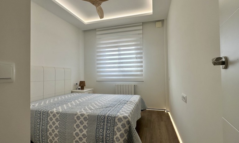 Herverkoop - Huis -
Orihuela Costa* - La Florida*