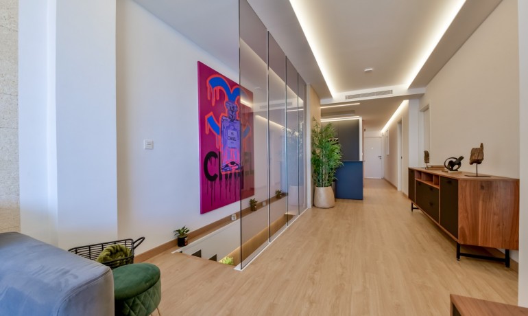 Venta - Apartamento / piso -
Altea