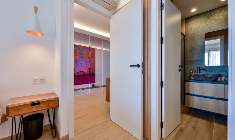 Venta - Apartamento / piso -
Altea