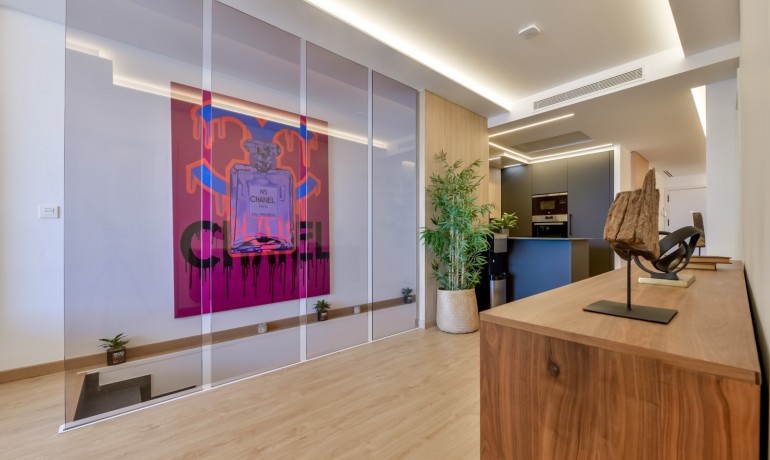 Venta - Apartamento / piso -
Altea