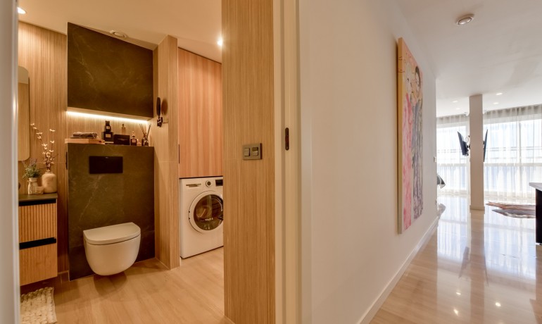 Venta - Apartamento / piso -
Altea