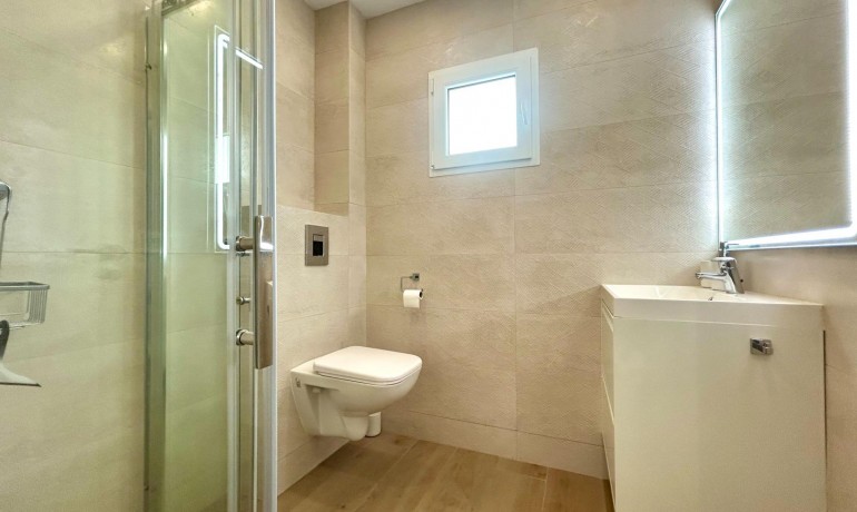 Herverkoop - Appartement / Flat -
San Miguel de Salinas* - Las filipinas