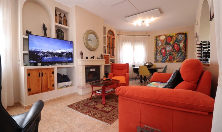 Herverkoop - Villa -
Ciudad Quesada - Atalayas