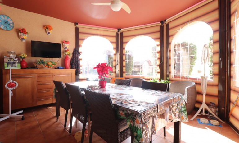 Herverkoop - Villa -
Ciudad Quesada - Atalayas