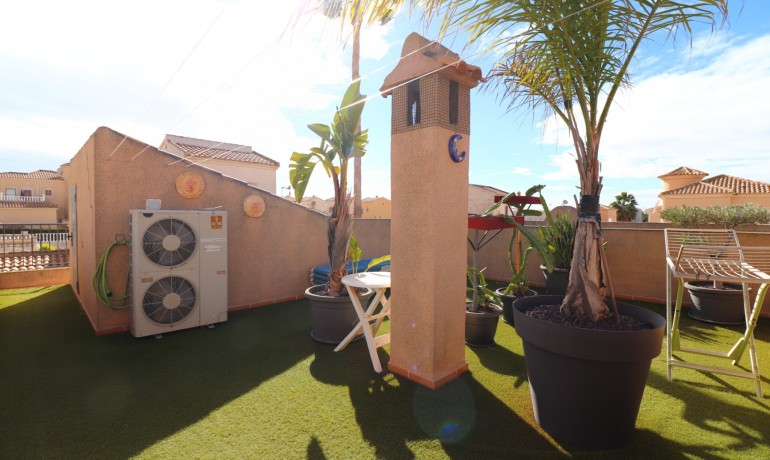 Herverkoop - Villa -
Ciudad Quesada - Atalayas