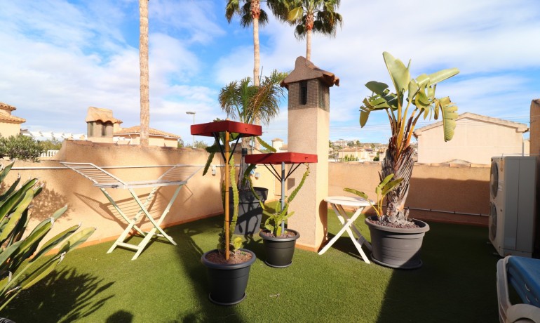 Herverkoop - Villa -
Ciudad Quesada - Atalayas