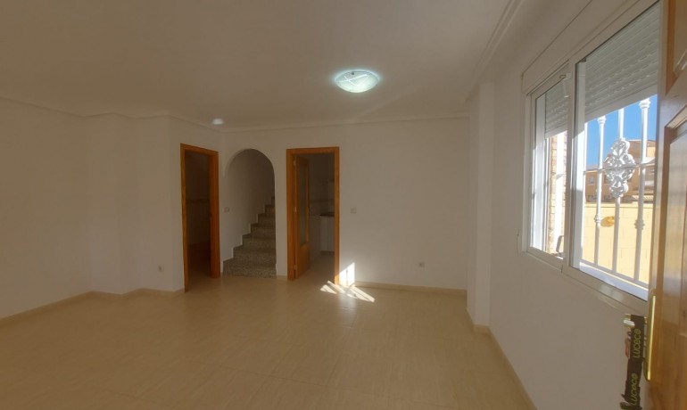 Herverkoop - Huis -
Rojales - Lo Marabú