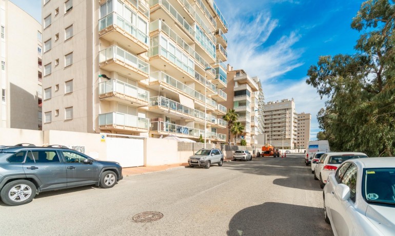 Herverkoop - Appartement / Flat -
Guardamar del Segura* - Puerto Deportivo