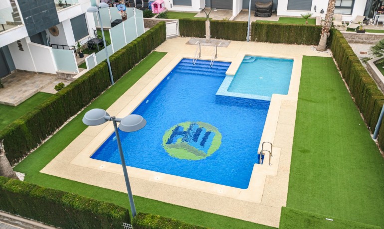 Herverkoop - Appartement / Flat -
Pilar de la Horadada* - La Torre de la Horadada