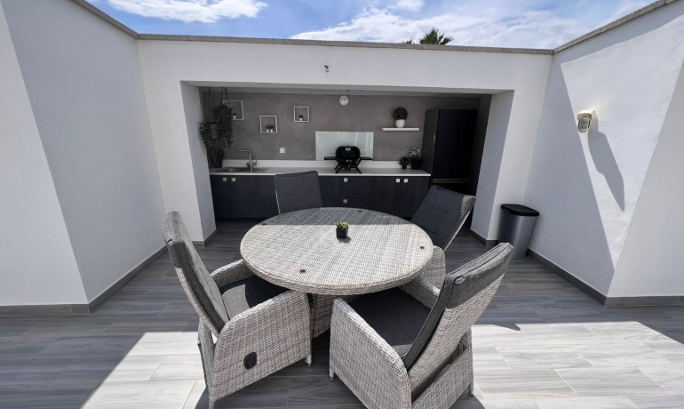 Revente - Finca Country Property -
Elche* - La Marina