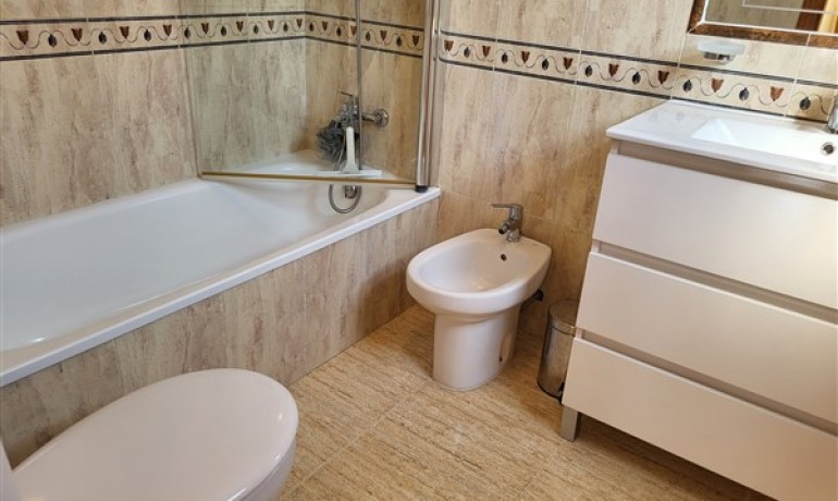 Sale - Villa -
Villamartin