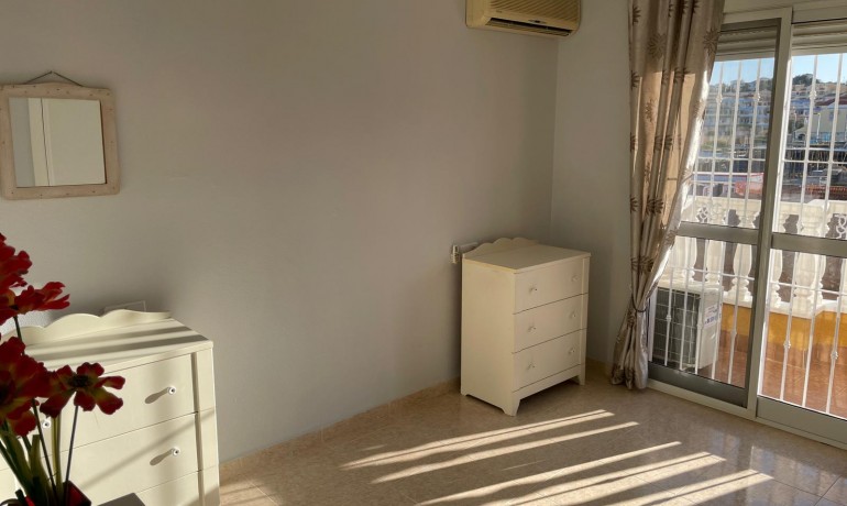 Venta - Casa -
Villamartin