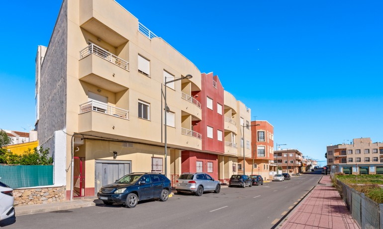 Herverkoop - Appartement / Flat -
Algorfa* - Algorfa