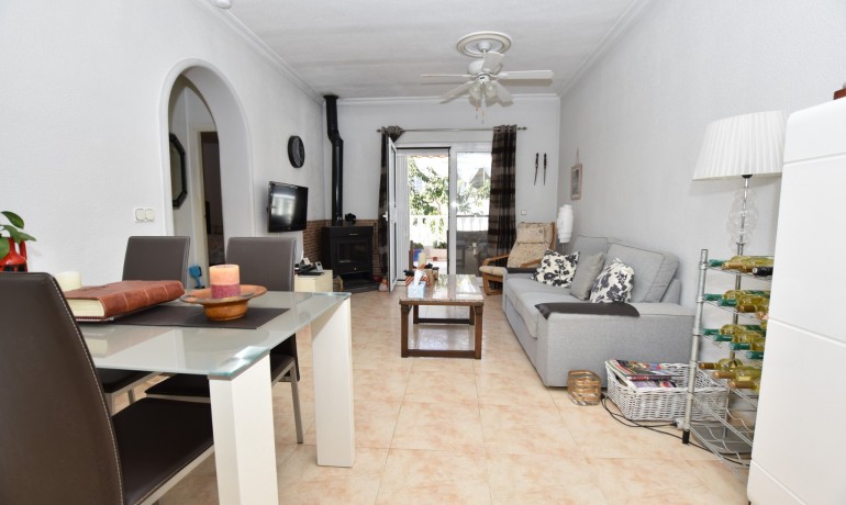 Herverkoop - Villa -
Algorfa - La Finca Golf Resort