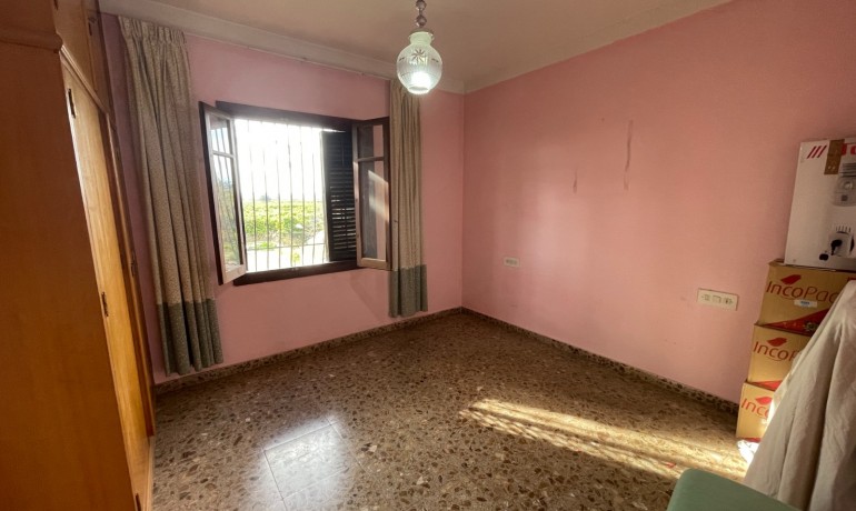 Herverkoop - Villa -
Benejuzar - Comunidad Valenciana