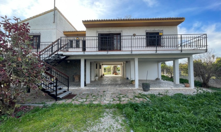 Herverkoop - Villa -
Benejuzar - Comunidad Valenciana