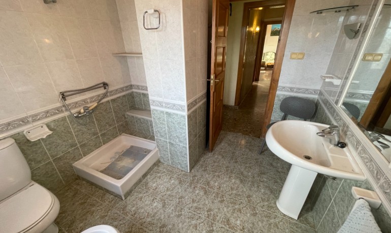 Herverkoop - Villa -
Benejuzar - Comunidad Valenciana