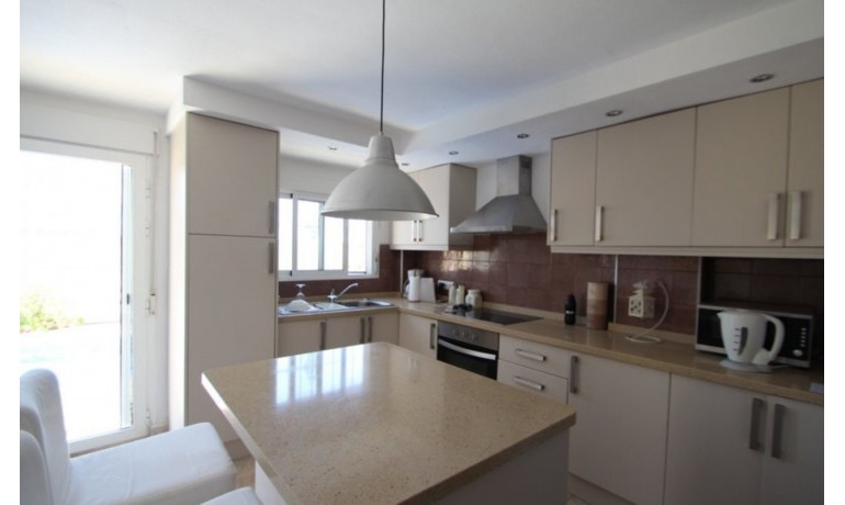 Herverkoop - Villa -
Villamartin - Costa Blanca