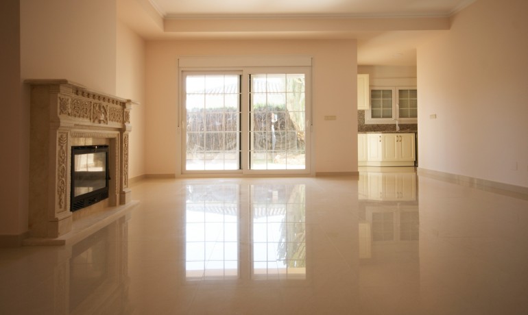 Herverkoop - Villa -
Orihuela Costa* - Costa Blanca