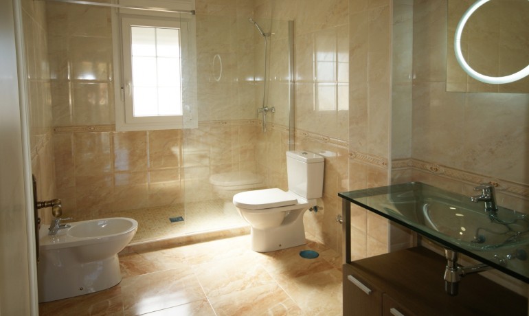 Herverkoop - Villa -
Orihuela Costa* - Costa Blanca