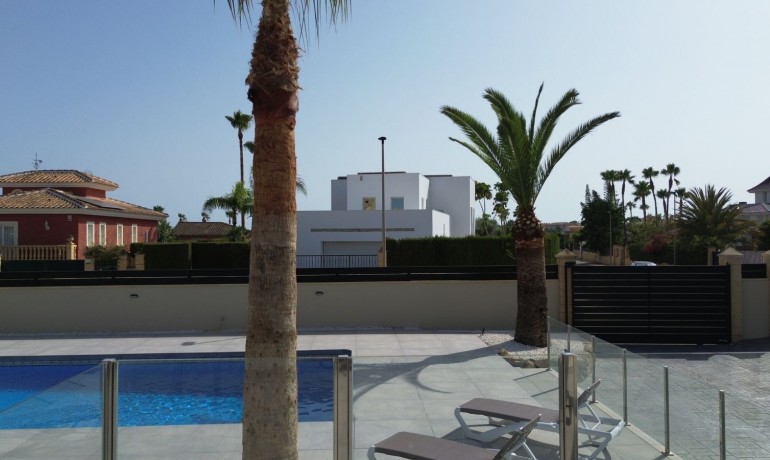 Herverkoop - Villa -
L´Alfàs del Pí* - Costa Blanca