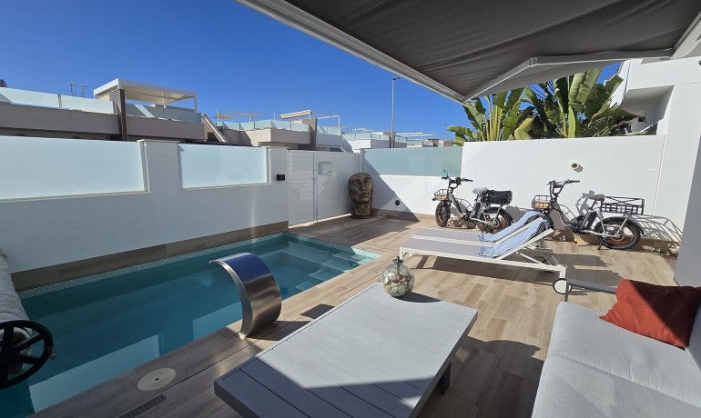 Herverkoop - Villa -
San Pedro del Pinatar* - Costa Calida