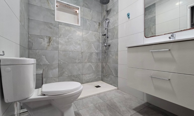 Herverkoop - Villa -
Torrevieja* - El Chaparral