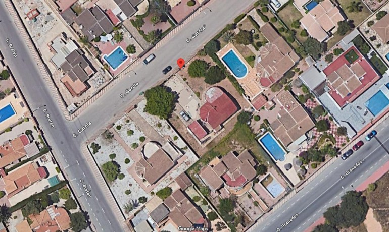 Herverkoop - Villa -
Torrevieja* - El Chaparral