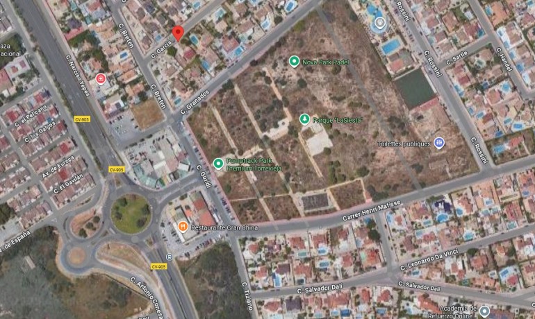 Herverkoop - Villa -
Torrevieja* - El Chaparral