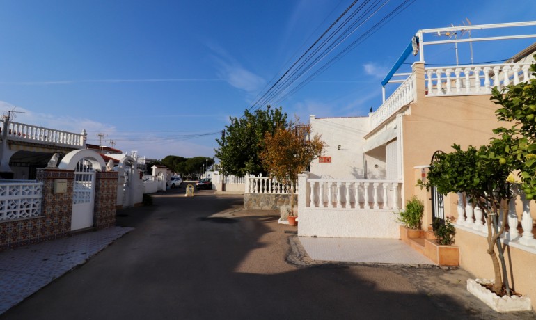 Herverkoop - Huis -
Torrevieja - Torreta