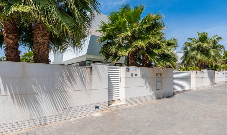 Herverkoop - Villa -
Ciudad Quesada - Rojales